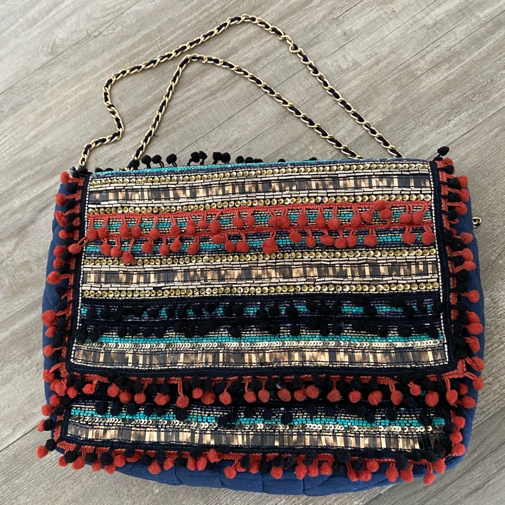 Beaded Shoulder Bag with Chain Strap